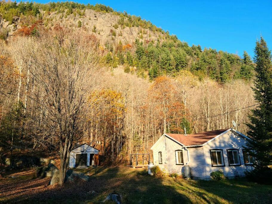 Chalet Falaise By Chalets Nabu Villa Saint-Alexis-des-Monts Esterno foto